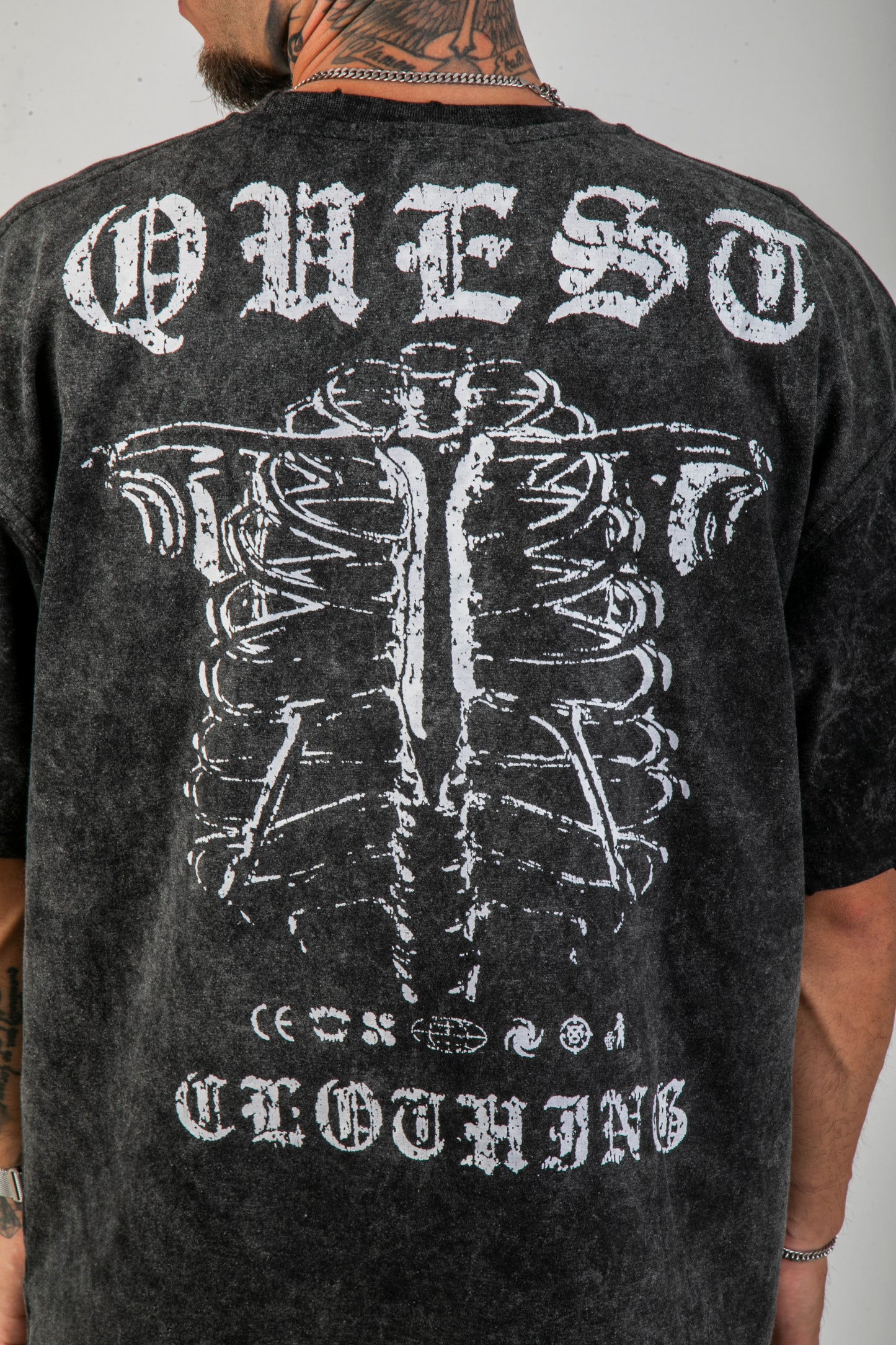 Bones Oversized Graphic T-Shirt – Washed Black