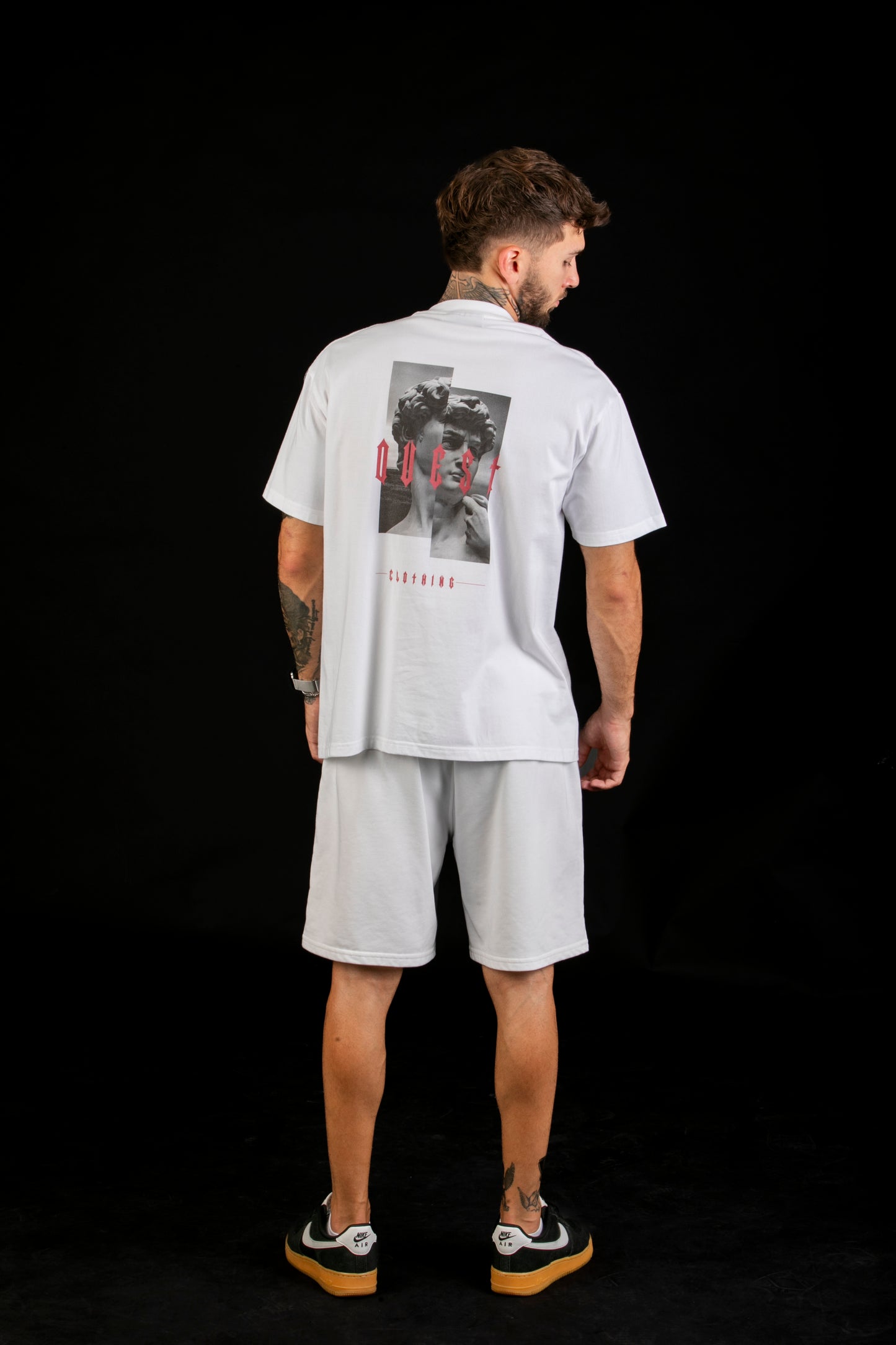 Statue Graphic White T-Shirt – Quest Clothing