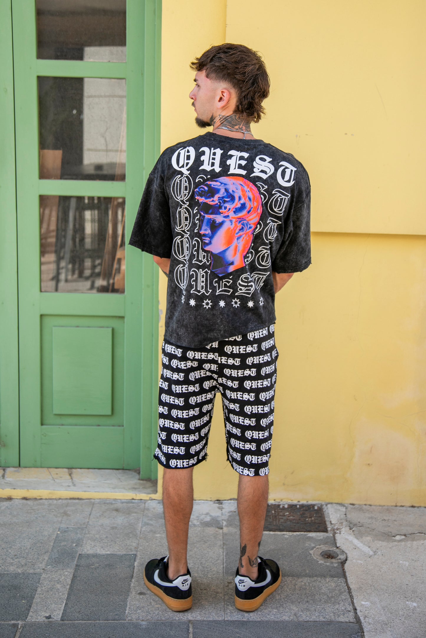 Multi Color Statue Oversized Graphic T-Shirt – Washed Black