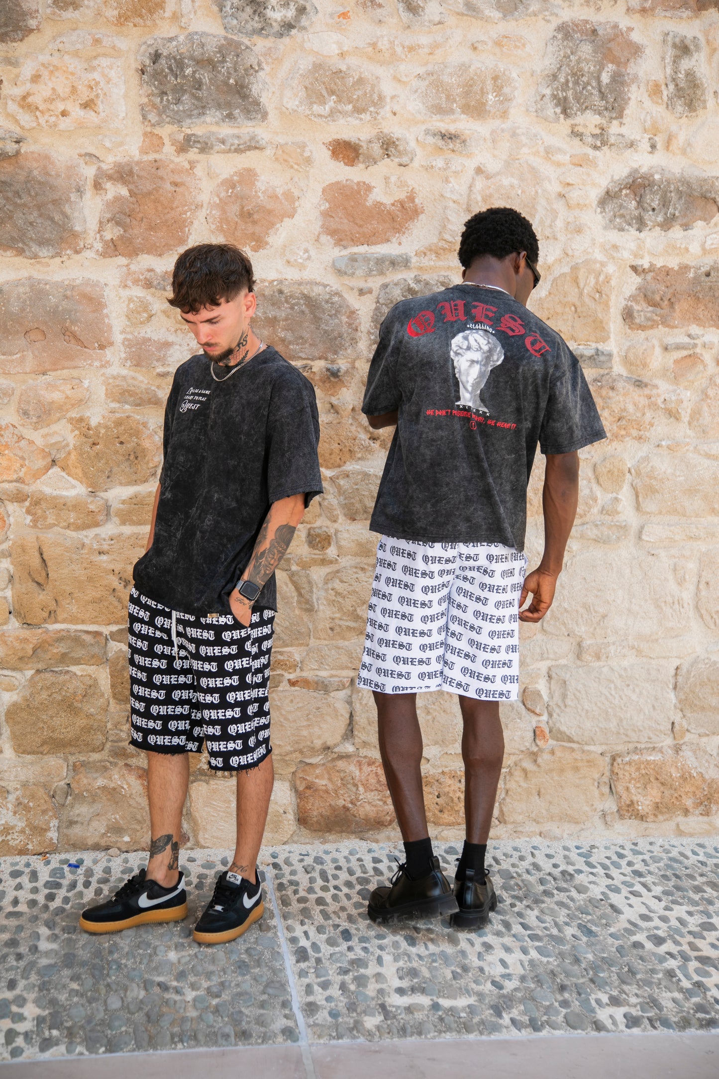 Red Statue Oversized Graphic T-Shirt – Washed Black